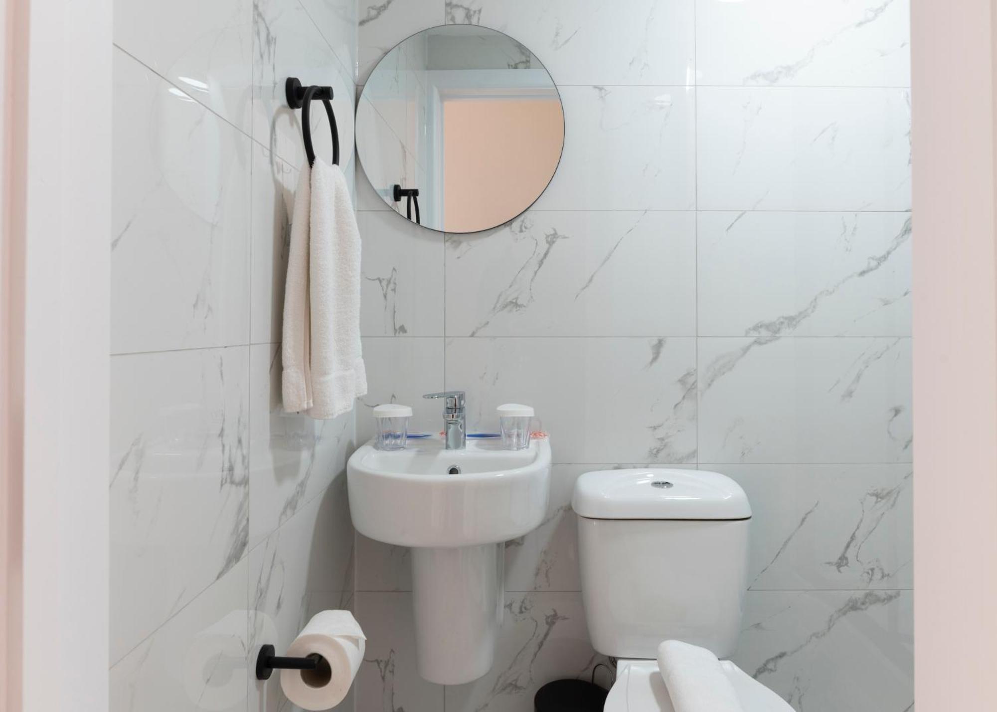 Marina Hotel لندن المظهر الخارجي الصورة